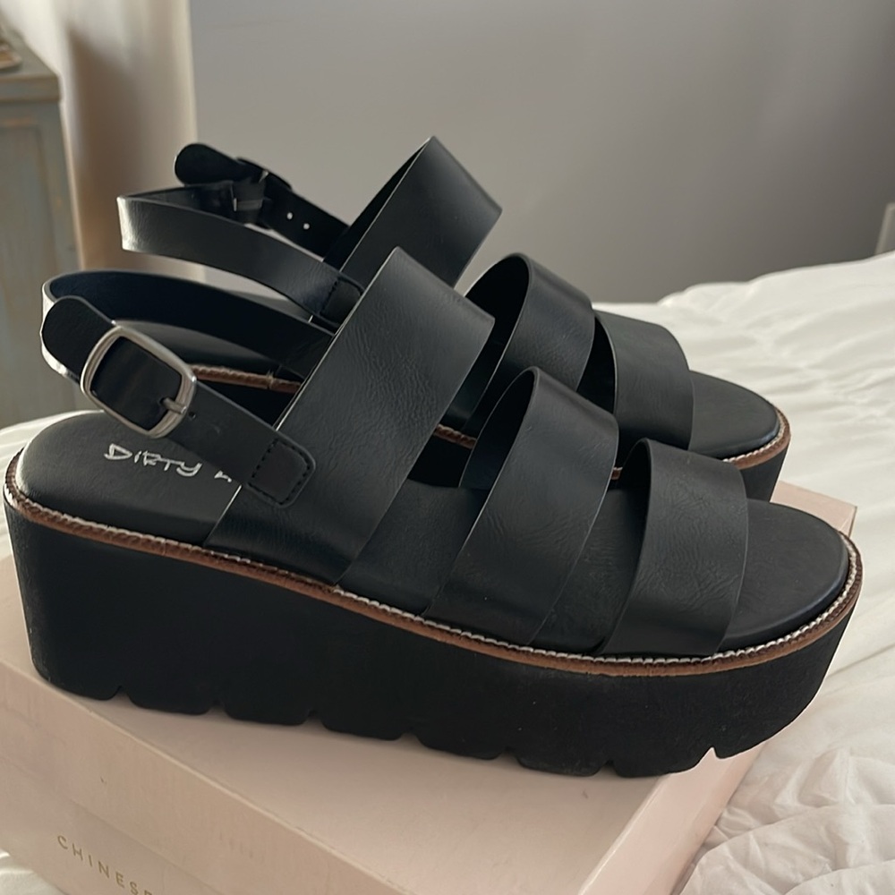 Dirty Laundry black three strap vegan sandals - Picture 4 of 5